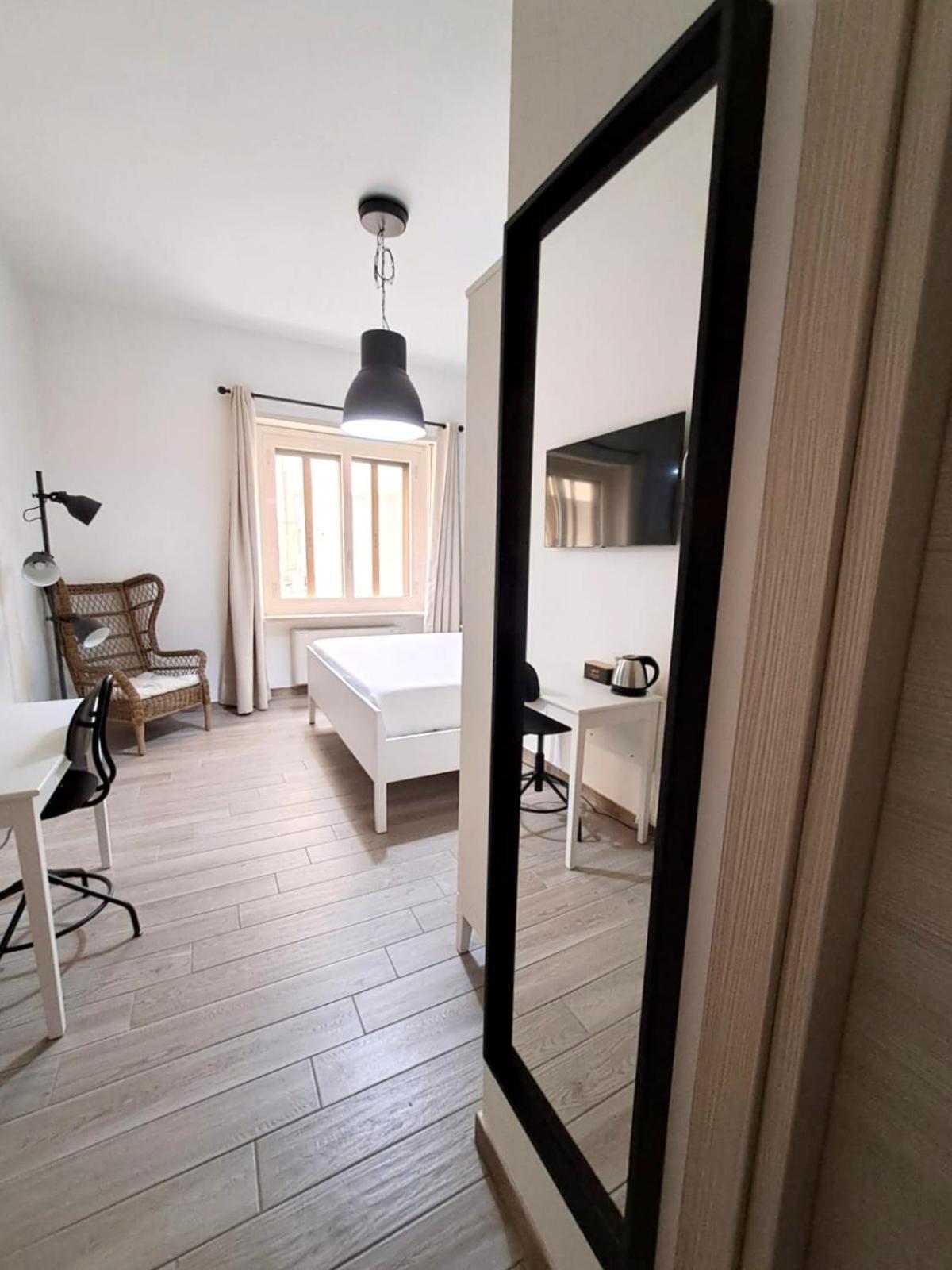 Ajana Rooms By Accomodo Cagliari Luaran gambar